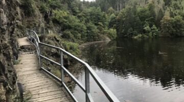 Hängesteg am Kobefelsen