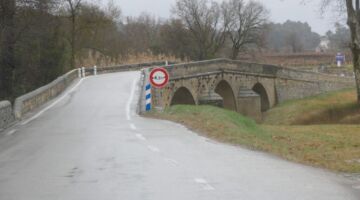 Alte Brücke Frankreich 13.02.22 Rückreise