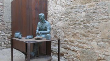 Sant Julià de Vilatorta - Monument als Terrissers de Catalunya