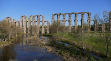 Merida Acueducto de los Milagros