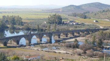 Medellin Puente de los Austrias