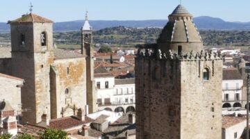 Trujillo links Igelsia San Martin