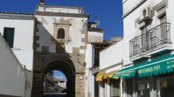 Alcantara Arco de la Concepcion