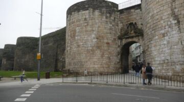 Lugo Porta San Pedro