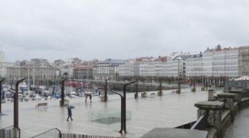 A Coruna Hafenpromenade