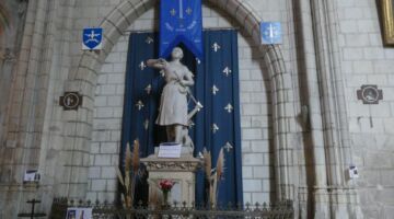 Chinon Eglise Saint Etienne