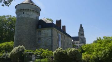 Tours Chateau