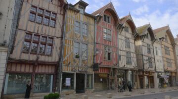 Troyes