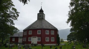 Åndalsnes Grytten Kirche