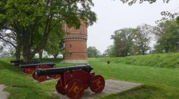 Nyborg Kanonen mit Wasserturm