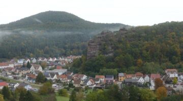 Dahn Ausblick auf die Stadt
