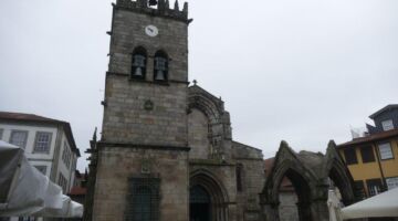 Guimarães Igreja da Senhora Oliveira