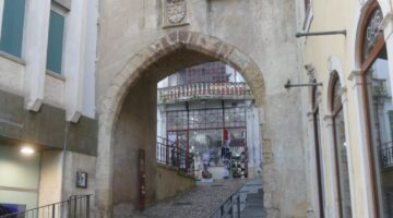 Coimbra Porta da Barbaca