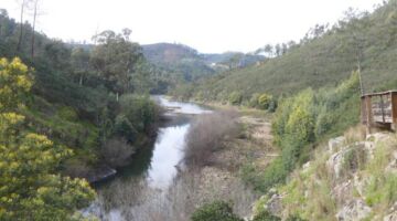 Penedo Furado Wanderweg