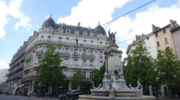 Grenoble Place Notre Dame
