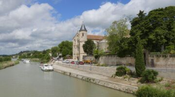 Canal du Midi Château de Ventenac en Minervios