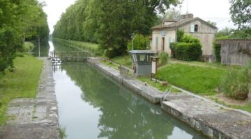 Canal des Deux Mers Schleuse de la Gaulette