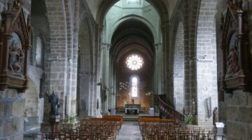 Saint-Junien Collegiate Saint-Junien