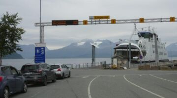 Fähre Olderdalen Lyngseidet