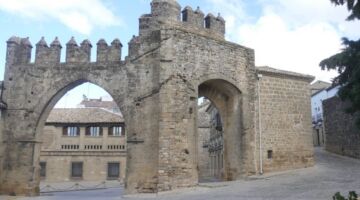 Baeza Puerta de Jaén Arco de Villalar