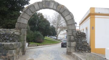 Beja Arco das Portas de Avis