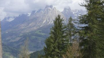Wanderung Tibetische Brücke