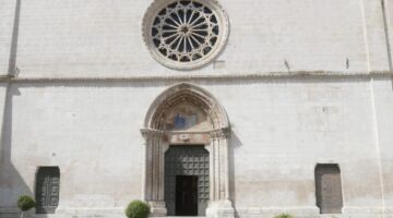 Sulmona Santa Maria Della Tomba