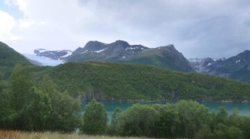 Holansfjorden Svartisen und Engabreen