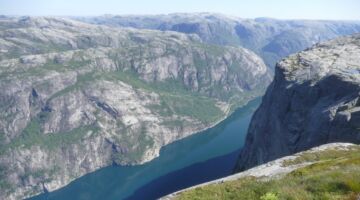 Wanderung zum Kjerag Nesatindane