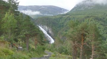 Rundwanderung Åmotan Lindalsfossen