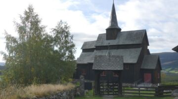 Høre Stavkirke
